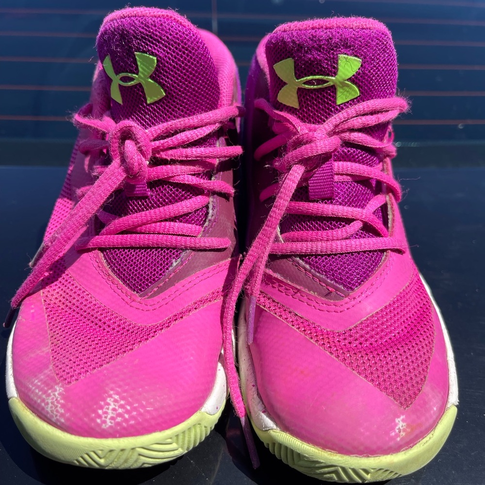 Girls Under Armour SC Steph Curry Basketball Shoes 10K pink purple